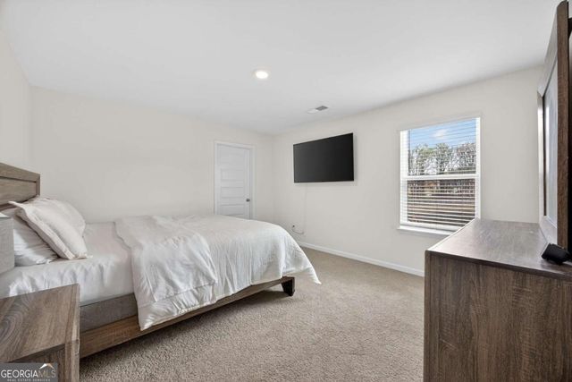 379 Blue Juniper Circle, Loganville, GA 30052