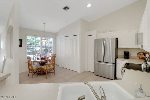 9000 Spring Run BLVD 805, Estero, FL 34135