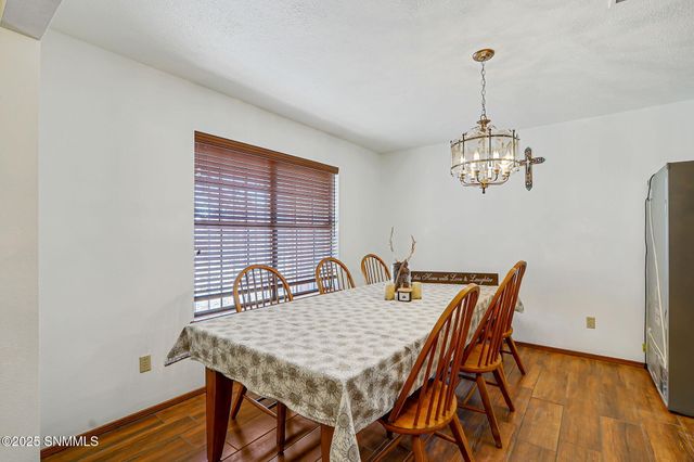 10917 N Valley Drive, Las Cruces, NM 88007