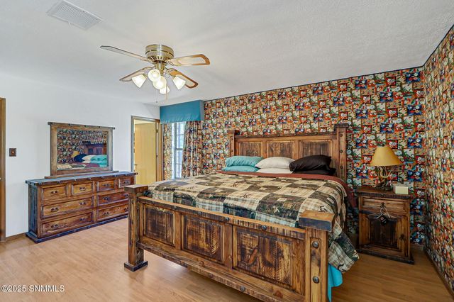 10917 N Valley Drive, Las Cruces, NM 88007