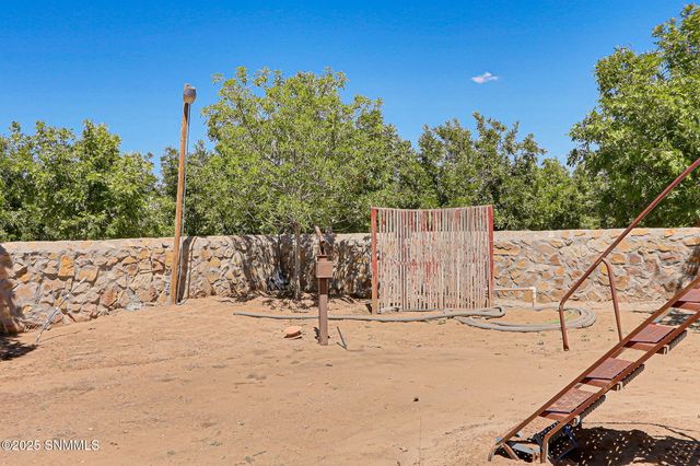 10917 N Valley Drive, Las Cruces, NM 88007