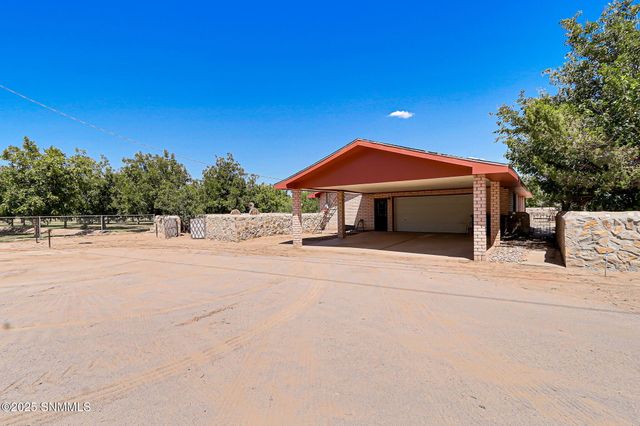 10917 N Valley Drive, Las Cruces, NM 88007