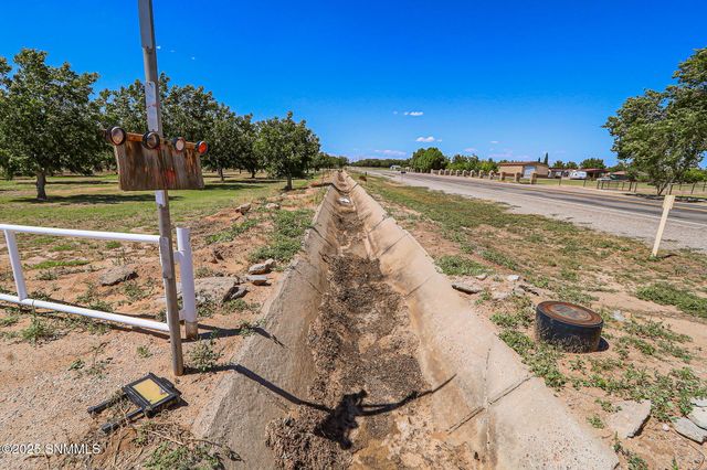 10917 N Valley Drive, Las Cruces, NM 88007