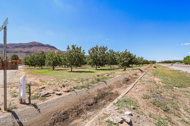 10917 N Valley Drive, Las Cruces, NM 88007