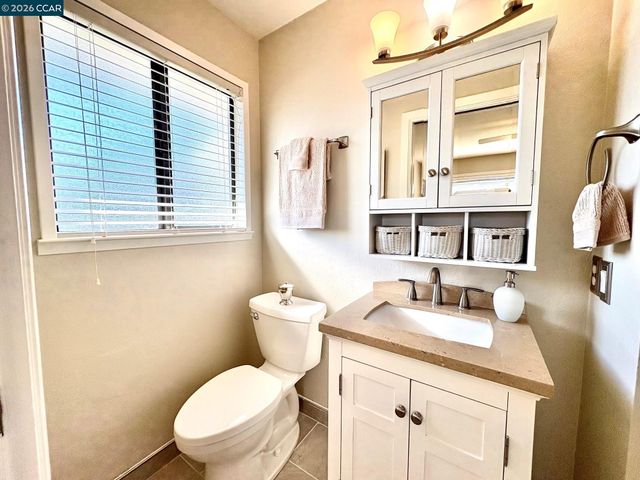 1878 Queens Rd, Concord, CA 94519