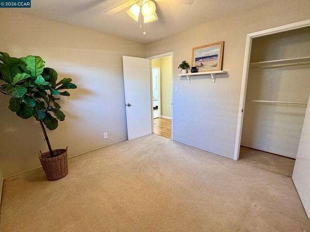 1878 Queens Rd, Concord, CA 94519