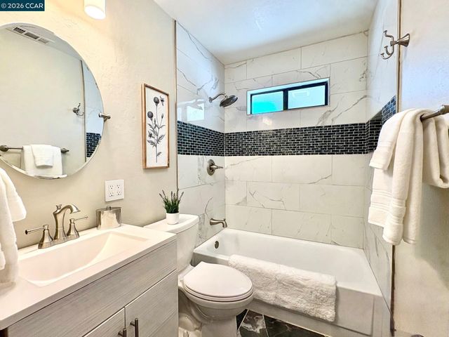 1878 Queens Rd, Concord, CA 94519
