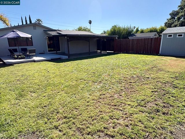 1878 Queens Rd, Concord, CA 94519