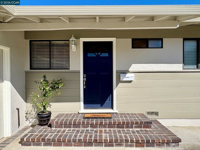 1878 Queens Rd, Concord, CA 94519