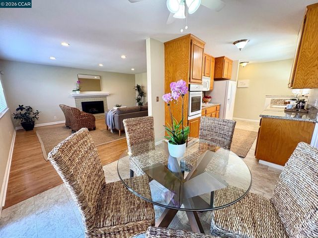 1878 Queens Rd, Concord, CA 94519