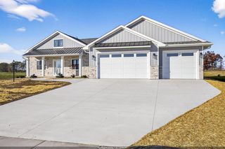 758 ROYAL ST PATS DRIVE, Wrightstown, WI 54180