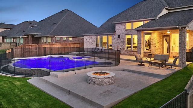 437 Ripple Edge Court, Katy, TX 77493