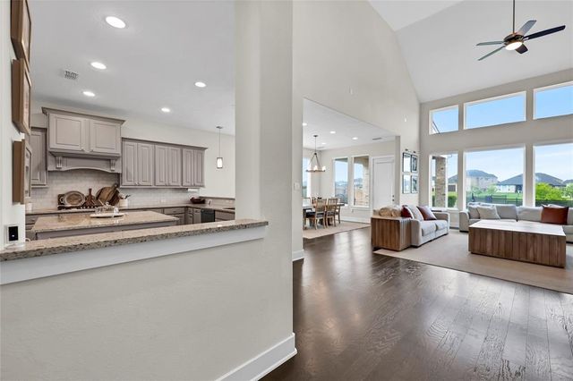 437 Ripple Edge Court, Katy, TX 77493