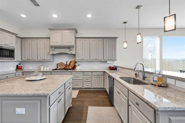 437 Ripple Edge Court, Katy, TX 77493