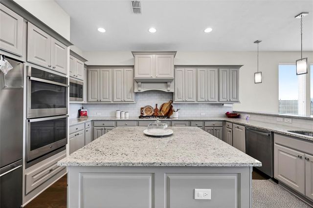 437 Ripple Edge Court, Katy, TX 77493