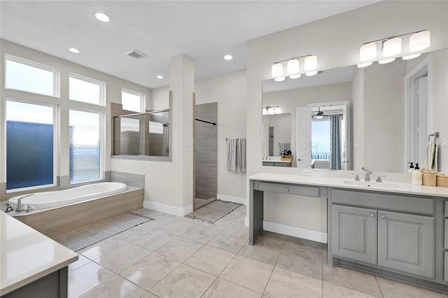 437 Ripple Edge Court, Katy, TX 77493