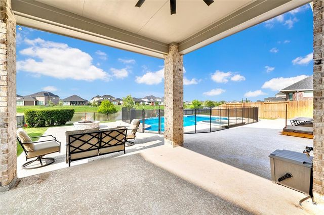 437 Ripple Edge Court, Katy, TX 77493