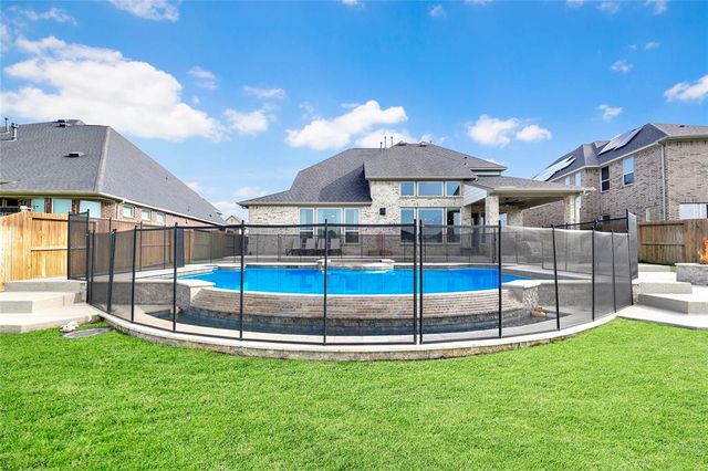 437 Ripple Edge Court, Katy, TX 77493
