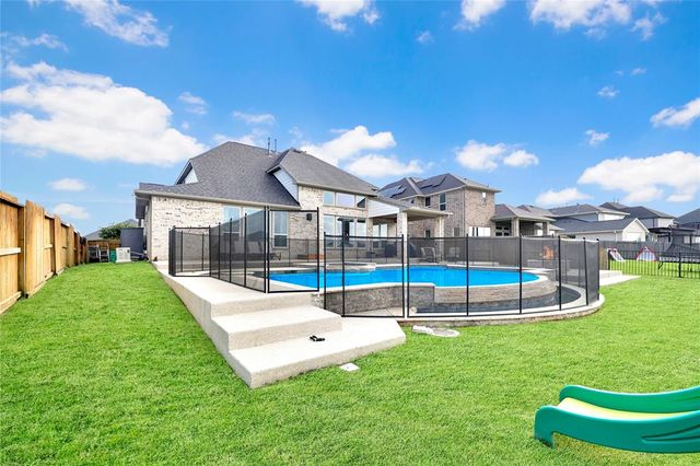 437 Ripple Edge Court, Katy, TX 77493
