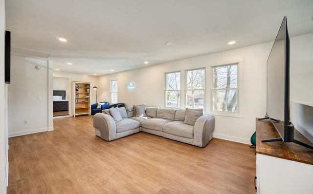 26580 Woodcrest Drive, Elko New Market, MN 55020