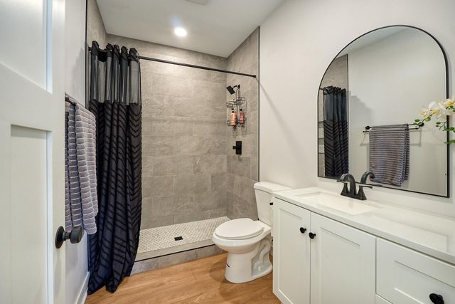 26580 Woodcrest Drive, Elko New Market, MN 55020