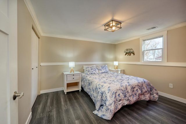 26580 Woodcrest Drive, Elko New Market, MN 55020