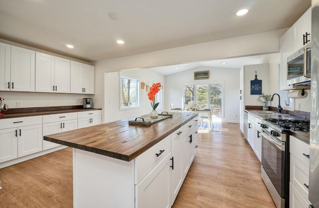 26580 Woodcrest Drive, Elko New Market, MN 55020