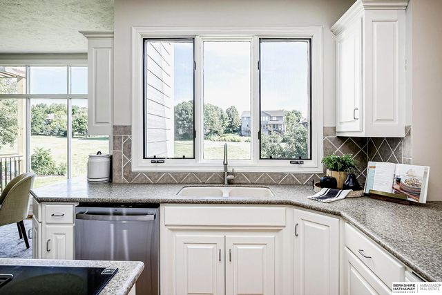 17068 Harney Street, Omaha, NE 68118