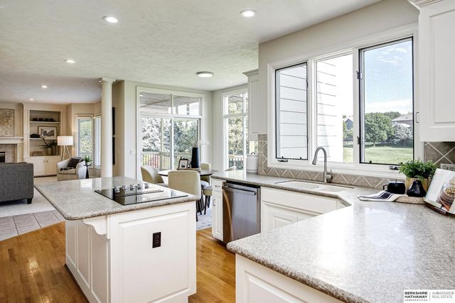 17068 Harney Street, Omaha, NE 68118