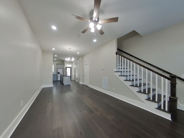 6813 Charlotte Pike Apt 9, Nashville, TN 37209