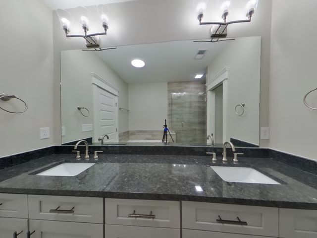 6813 Charlotte Pike Apt 9, Nashville, TN 37209