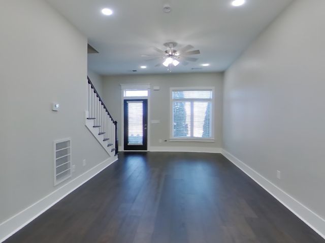 6813 Charlotte Pike Apt 9, Nashville, TN 37209