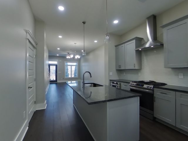 6813 Charlotte Pike Apt 9, Nashville, TN 37209