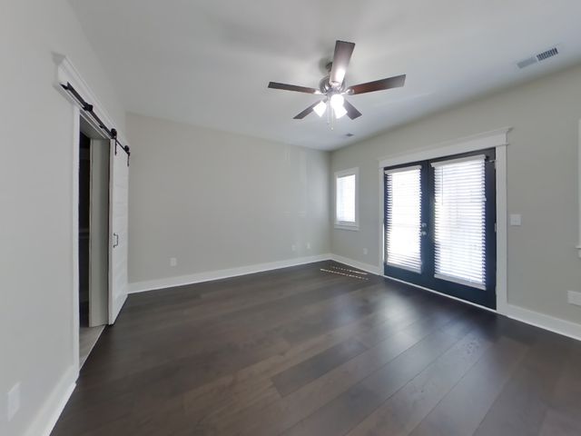 6813 Charlotte Pike Apt 9, Nashville, TN 37209