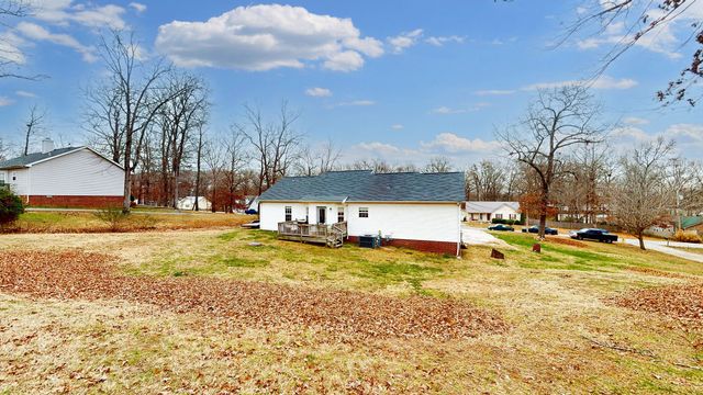 146 Sherron Dr, Dickson, TN 37055