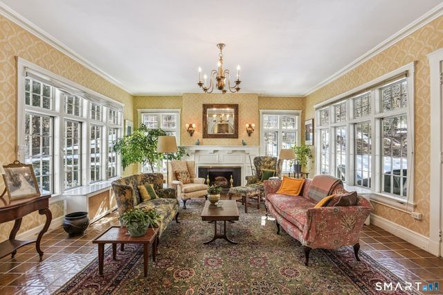 1050 Whitney Avenue, Hamden, CT 06517