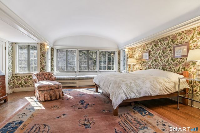 1050 Whitney Avenue, Hamden, CT 06517