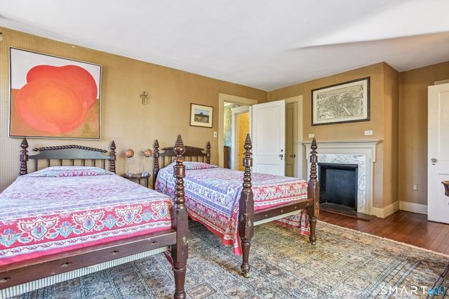 1050 Whitney Avenue, Hamden, CT 06517