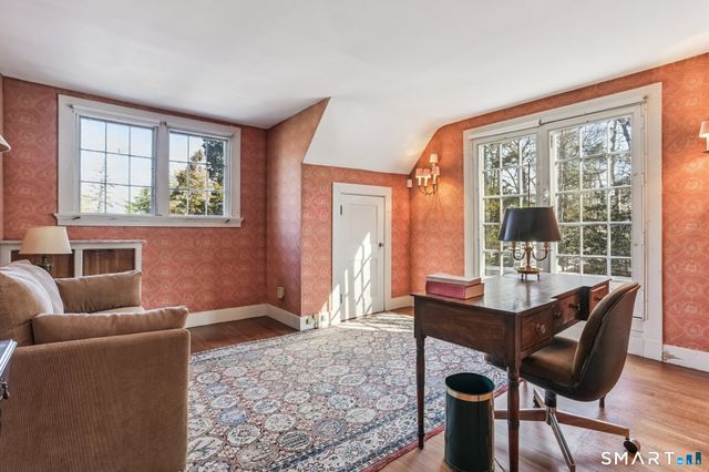 1050 Whitney Avenue, Hamden, CT 06517