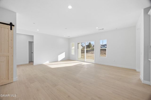 17750 Arlington Place, Tehachapi, CA 93561