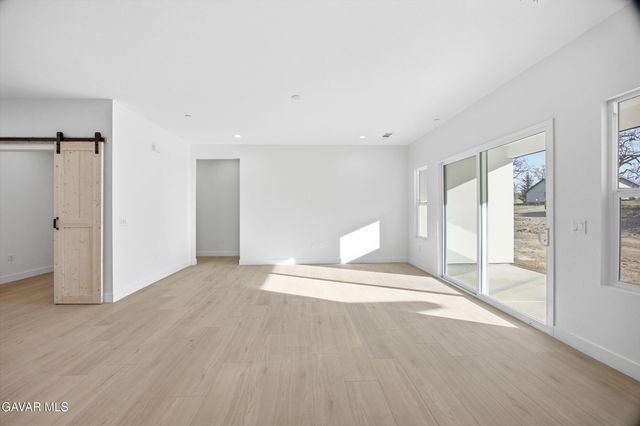 17750 Arlington Place, Tehachapi, CA 93561