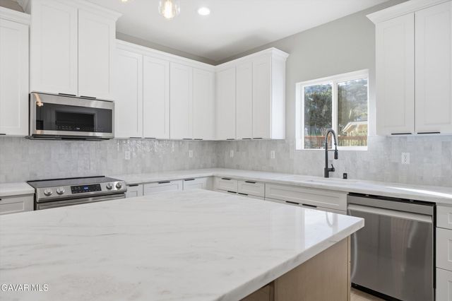 17750 Arlington Place, Tehachapi, CA 93561