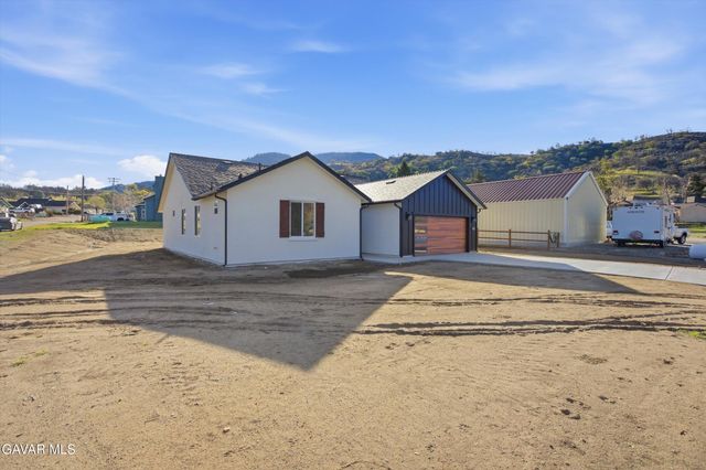 17750 Arlington Place, Tehachapi, CA 93561