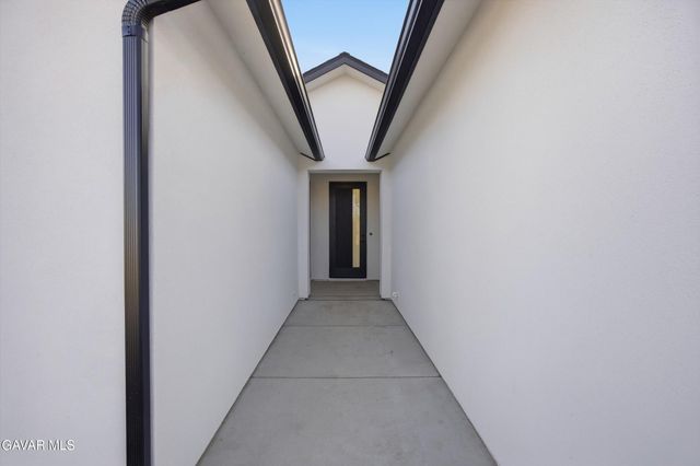 17750 Arlington Place, Tehachapi, CA 93561