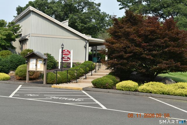 19 Hickory Hill 19, Southington, CT 06489