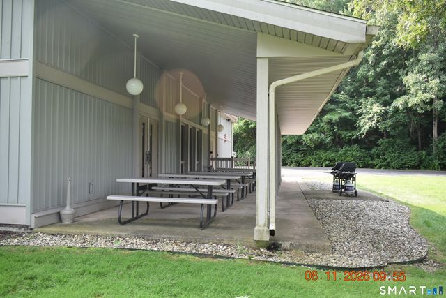 19 Hickory Hill 19, Southington, CT 06489