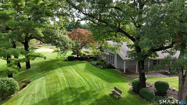 19 Hickory Hill 19, Southington, CT 06489