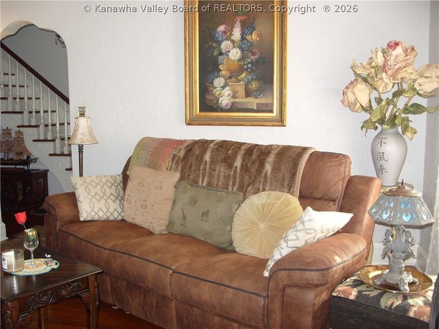 410 Ferry Street, Montgomery, WV 25136