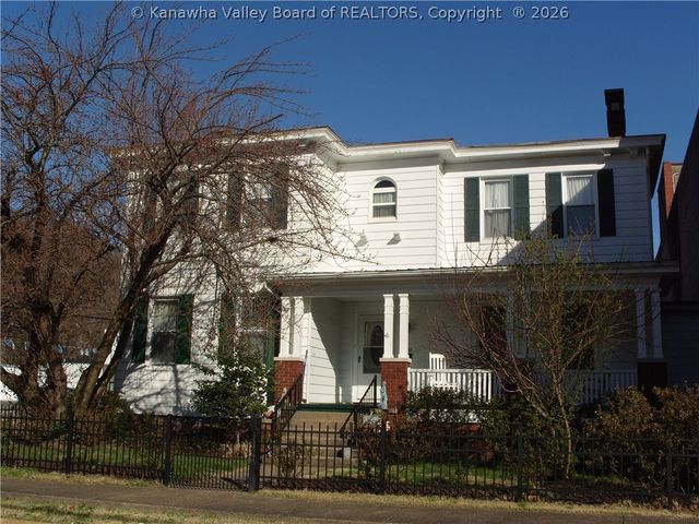 410 Ferry Street, Montgomery, WV 25136