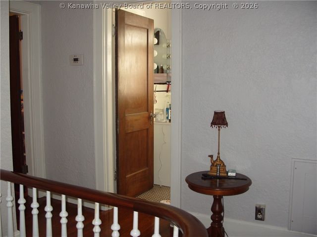 410 Ferry Street, Montgomery, WV 25136